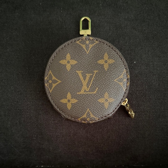 Louis Vuitton Handbags - Louis Vuitton Coin Pouch